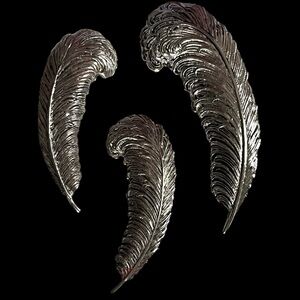 Vintage Sarah Coventry Feather Pin Brooch and Clip-On Earrings Trio Parure